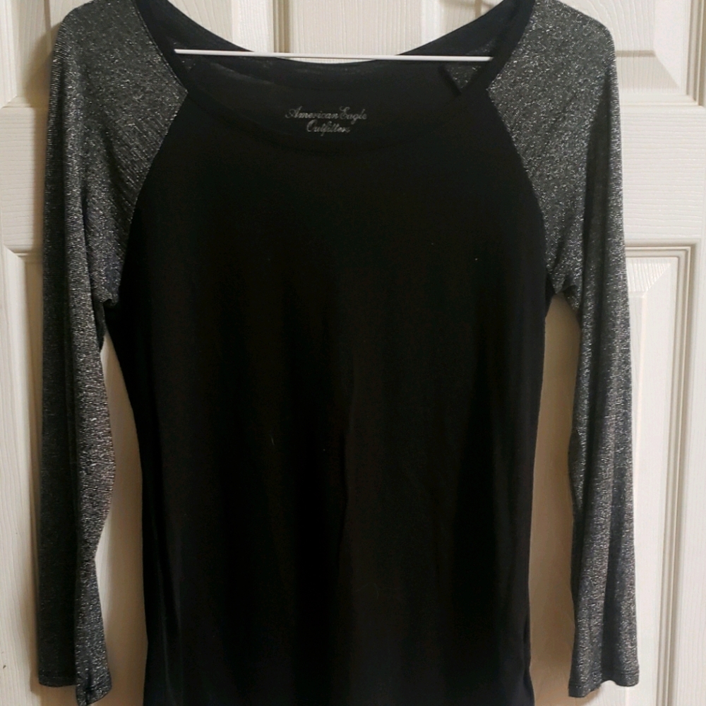 AE long sleeved top